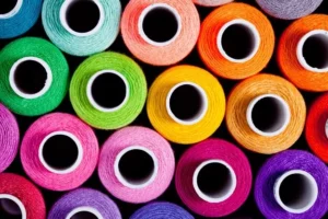 Linha para sacaria colorida: cores e aplicações